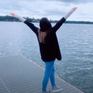 Meet your Posher, Alia